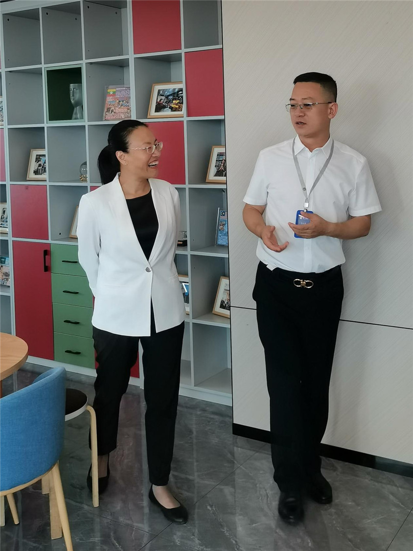 区向导莅临指导，，，，，，，相助助力自贸港